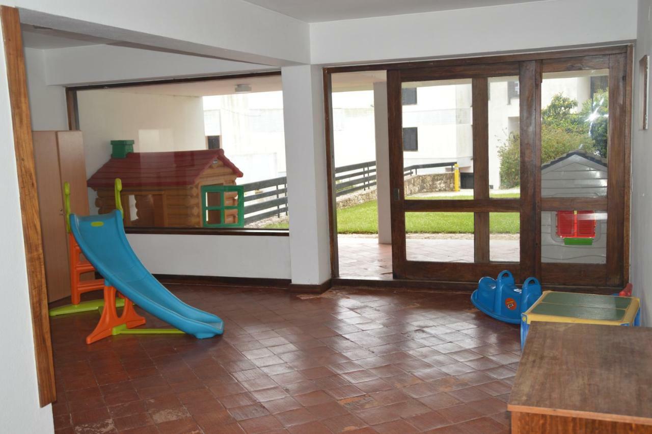 Amazing Beach & Pool Apartment With Garden Sesimbra Exterior foto